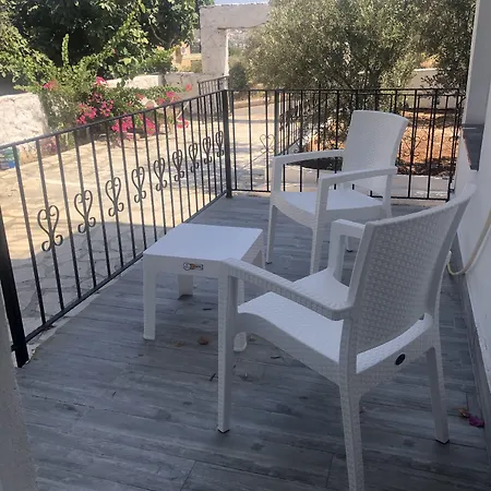 بيت ضيافة Lizo 3*